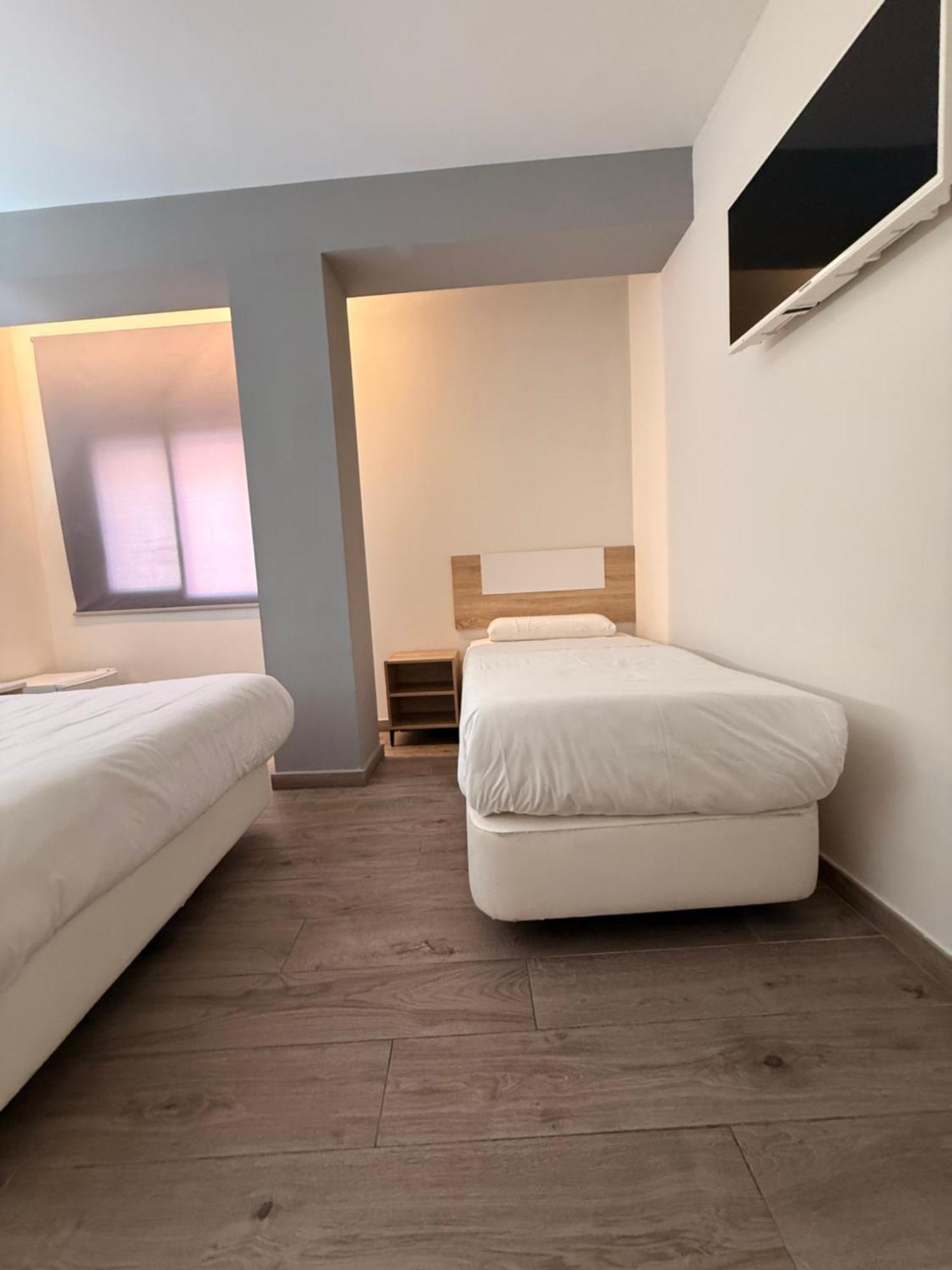 Hostal Letto Dal Mare Valência Exterior foto